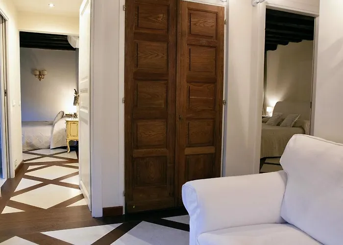 Ca Spada 2 Bedrooms & 2 Bathrooms Apartment